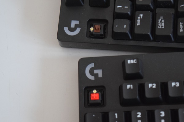 Logitech G610 Orion Red a Brown 15